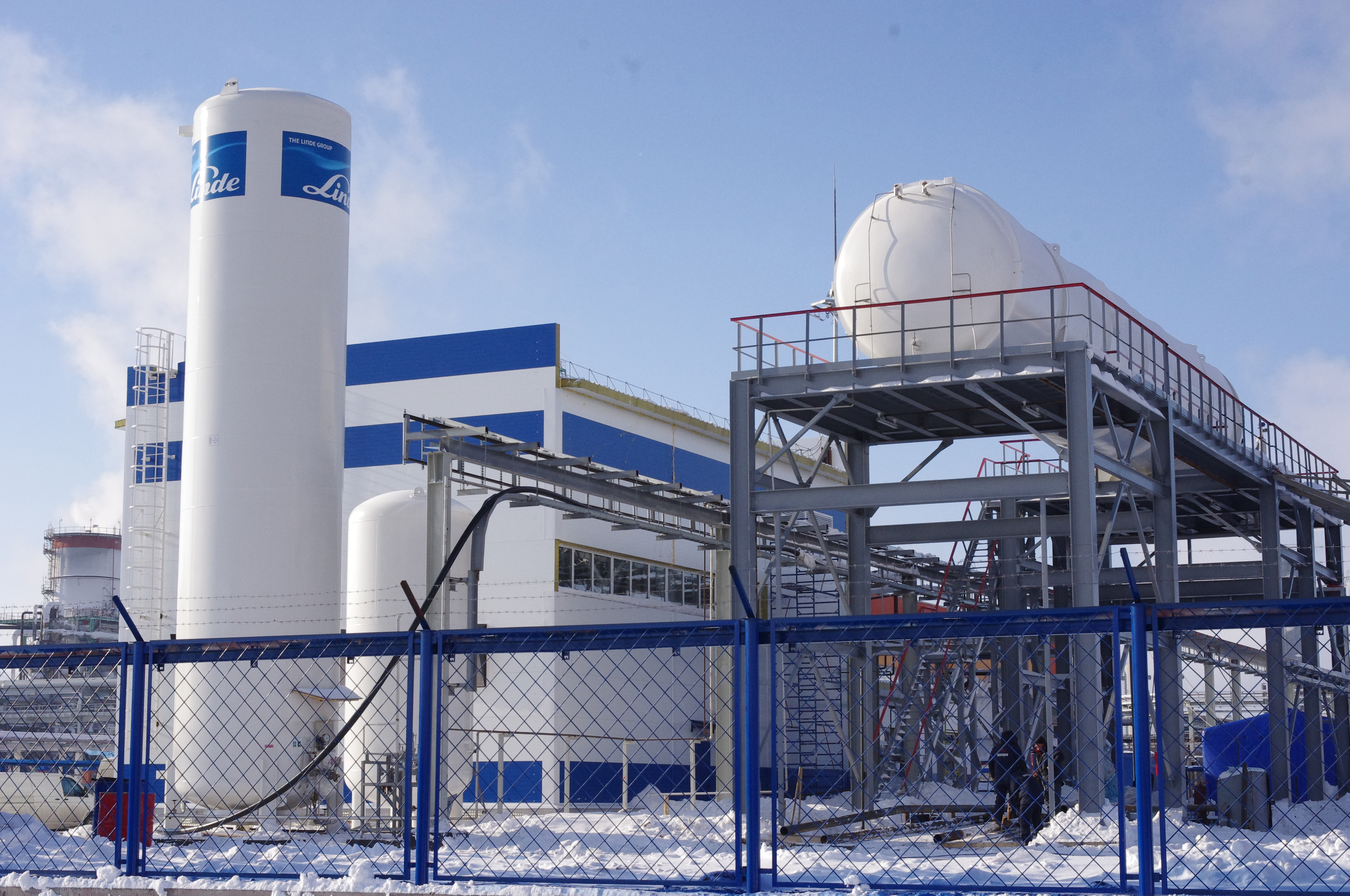 Установка сжижения гелия ОАО «Газпром газэнергосеть» ОГ-500 производительностью 500 л/час